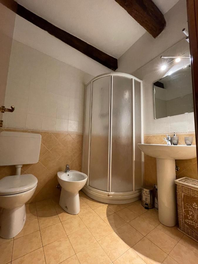 La Casa Degli Zii Apartment Ferrara Bagian luar foto