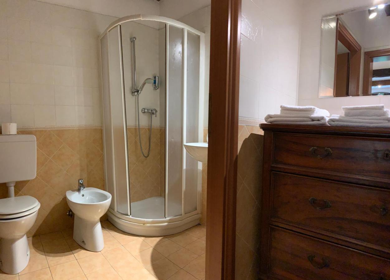 La Casa Degli Zii Apartment Ferrara Bagian luar foto